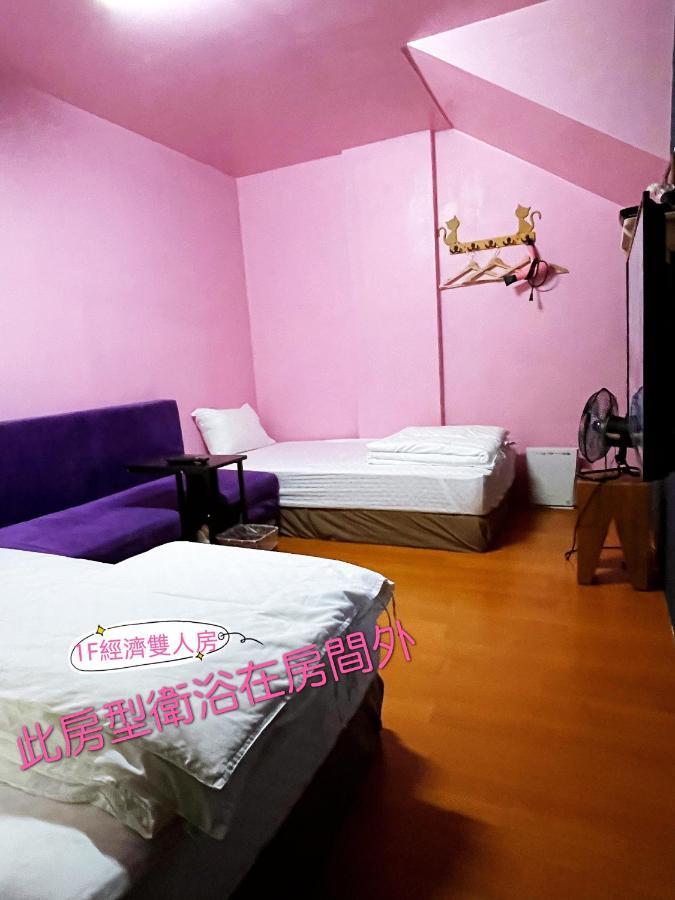 Апартаменты A Lot Of Music And Breakfast Taitung Экстерьер фото